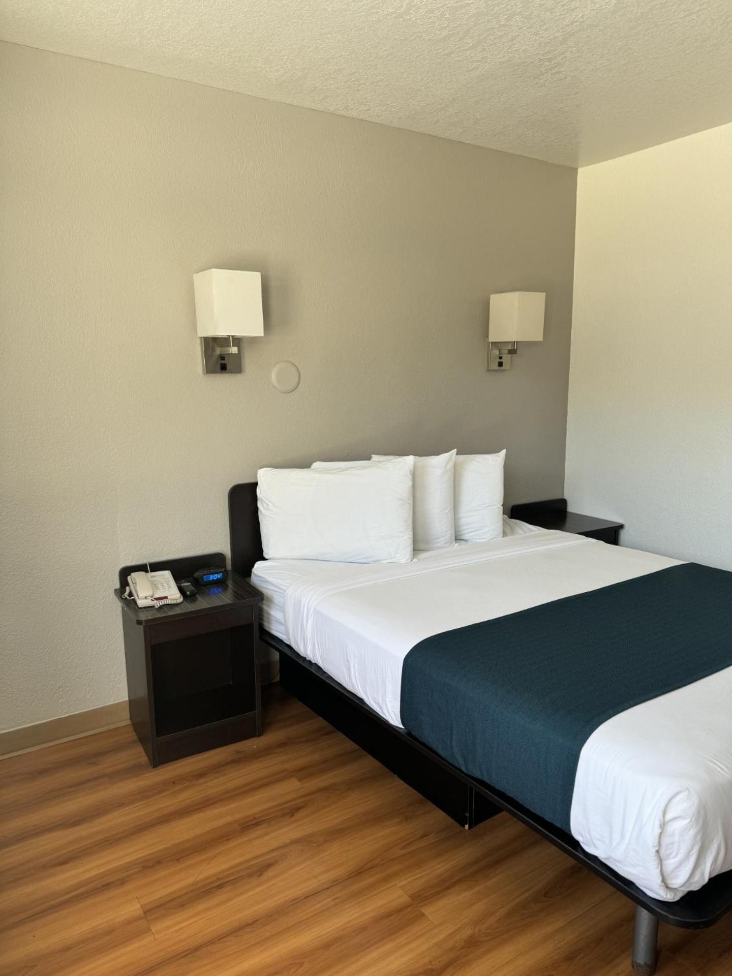 Motel 6-Stanton, Ca Εξωτερικό φωτογραφία