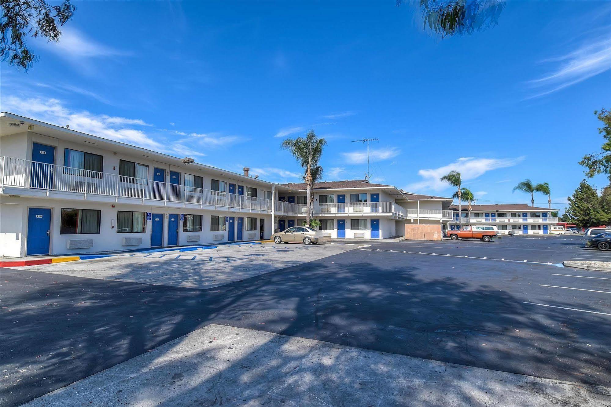 Motel 6-Stanton, Ca Εξωτερικό φωτογραφία